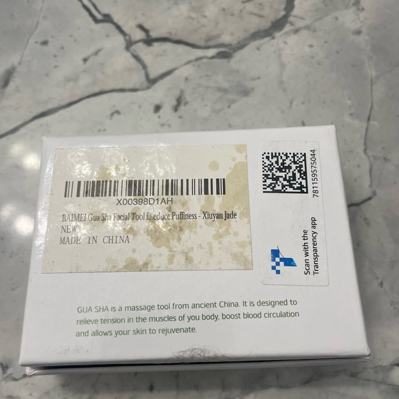 NIB Gua Sha Jade Stone - Picture 3 of 3